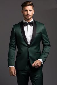 MEN GREEN SUIT - Men Forest Green Tuxedo - Green Wedding Suit - Tuxedo Two Piece - Elegant Green Tuxedo - Slim Fit Suit - Suit For Gift - Suit for Men - Suit for Christmas Listing Include (Coat + Pant) Fabric :- Premium Color :- Green Dry Clean Recommended The suit is for wedding, Party, Proms, and Etc Express Shipping to world-wide but Remote Area May Take Longer Little color variation may possible due to photography and lights