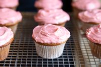 Einkorn Strawberry Cupcakes - Jovial Foods