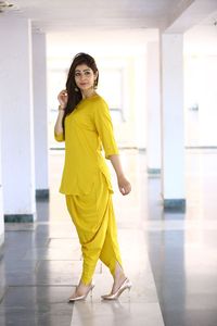 Lavanyathelabel brings a new Yellow Mustard Dhoti Set with high Qulity Clothes.
#womensfashion #onlineshopping #fashion #indiandress #dress 