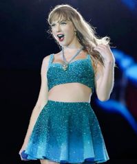 Taylor in blue 1989 set in Milan!!       #1989 #taylorswift #erastour #blue1989set #milanerastour #1989erastour #taylorswift13 #theerastour #matchingerastourset