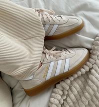 #adidas #adidassneakers #adidasgazelle #beige