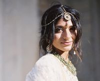 43 Best Matha Patti Designs That Real Brides Wore! | https://www.urbanclap.com/blog/weddings/bridal-mathapatti-designs-head-jewellery-to-love/