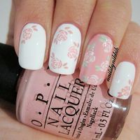 Cutest Pink floral nail art!! I absolutely love it! Nails by @nailsbynikkih