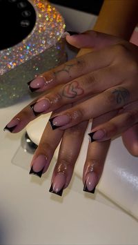 #blackfrenchnails #frenchnails #blacknails #shortnailsideas