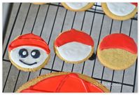 Sparky cookies... really, really cute and only a little creepy. Now all I have to do is learn to frost cookies like this!