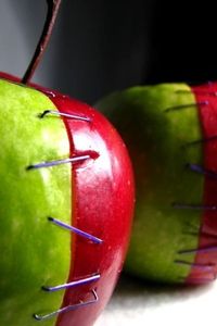 Macabre Apples. I'll remember this for Halloween. Maybe dental floss sewn in…