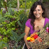 If you can make gardening a part of your daily rituals, like brushing your teeth, you’ll have a successful garden! Discover how to put fresh, organic homegrown food on your table in just 7 days with ease in Stacey Murphy’s LIVE class this Sunday, Feb 16th at 4 PM Pacific / 7 PM EST. Register now at http://growvegetables.ontraport.com/t?orid=100604&opid=206