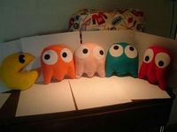 Pac-man pillows • diy how to make tutorial ideas projects sew pattern handmade…