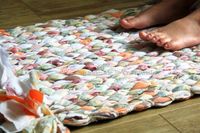 How to weave no sew custom floor rug step by step DIY tutorial instructions, How to, how to do, diy instructions, crafts, do it yourself, diy website, art project ideas