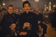 Willem Dafoe as Jopling, and Adrien Brody as Dmitri [The Grand Budapest Hotel, 2014]