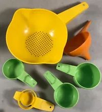 Vintage 70s TUPPERWARE Kitchen Gadget LOT - Strainer Funnel Egg Separator Measuring Cups  Lime Green Yellow Orange colander