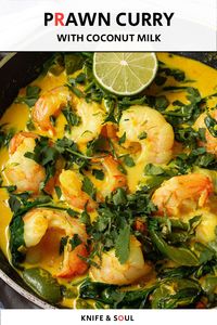 A quick and easy prawn curry with coconut milk that takes just 20 minutes to put together. Enjoy juicy king prawns, spinach and green pepper in a delicious and creamy coconut sauce flavoured with turmeric, curry powder, ginger and green chilli. 