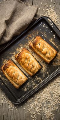 Looking for a vegan version of sausage rolls? Jac introduces a delicious recipe full of fresh ingredients and simple produce for you to serve to vegan guests and family members.