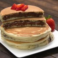 Pour un déjeuner de rêve: des crêpes fourrées au Nutella! - Recettes - Ma Fourchette