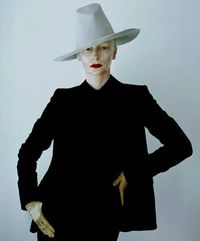 Tilda Swinton - #inszenierung #Swinton #Tilda