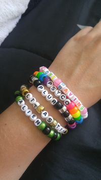 Five fun and colorful kandi singles! I use my creativity to carefully make these kandi singles just for you! Each single is made to fit an average wrist and includes positive or rave related word or phrase! To Note: If there is something specific you DON’T want (bad language, inappropriate references, etc.) please include that in the notes and I will 100% respect that request!