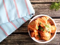 Crispy Cajun Potatoes w/ Tangy Tomato Mayo – Like A Vegan