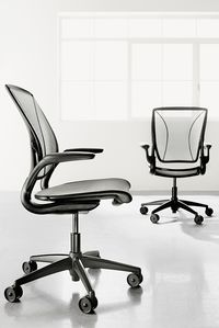 This office chair automatically adjusts the angle of recline as you move naturally in the chair, providing support without the use of knobs and levers.