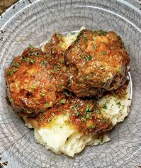 Classic Meatloaf Meatballs - The Tipsy Housewife