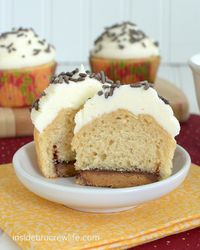 Reese's Fluffernutter Cupcakes