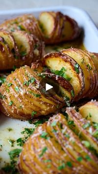 83K views · 19K reactions | Comment “potato” for the recipe. These hasselback potatoes are going to be your new favourite potato! I am absolutely in love with these potatoes! They are just as impressive to eat as they are to look at. The potatoes are thinly sliced but left joined at the bottom and then brushed with a delicious garlic confit butter, which makes them taste like garlic bread potatoes! This encourages the potatoes to fan out give them that accordion like effect. The more slices you make into the potato, the more crispy edges you will be left with (which is my favourite part). With more slices, you are also creating more slits for that delicious garlic butter to seep into, leaving you with a mouthwatering, fluffy and buttery potato. Full recipe on daenskitchen.com
.
#bakedpotat