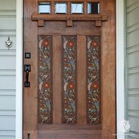 An easy and affordable way to add classic Italian decor to your home is with stencils! Our Venezia Floral Vine Border Stencil accentuates ceiling lines, entryways, and stairways with a beautiful flowing flower and vine pattern. Florentine artisan Alison Woolley based this design off the fin carved stone reliefs on the façade of the church of Santa Maria dei Miracoli in Venice! This two-layer stencil allows you to create a hand painted effect with subtle stencil shading if you wish. Stencil Patte