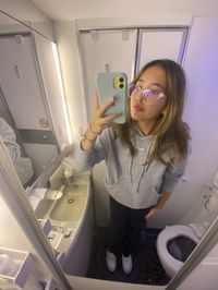 airplane bathroom🙌✌️