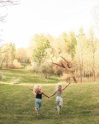 best friends forever 💛 abby & ava; two of the sweetest girls you will ever meet!! a best friend photoshoot before they go off onto separate paths and continue their adventures outside of high school. they wanted timeless pictures over cap & gown, and I think it was such a great idea 🫶