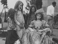 Lillian Gish signing autographs on the set of Annie Laurie, 1927 - Silver Screen Nostalgia Tumblr