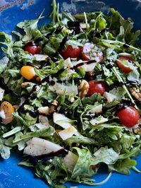 Roka Salata (Greek Arugula Salad)