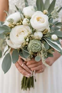 Sage green and white wedding inspiration: a stunning sage green and white wedding bouquet    Wedding | wedding flowers | wedding bouquet | sage green wedding | sage green and white wedding | sage green and white wedding flowers | wedding flower inspiration