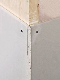 lapped-drywall-sheet-corner-1143b2bb