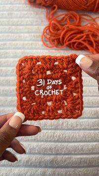 Day 19: Granny square tutorial 🧶 Full pattern at the end & in-depth tutorial on my YT! ☺️  Yarn: ‘Carrot’ by Red Heart Hook size: 4.5mm  #31daysofcrochet #crochetgrannysquare #grannysquaretutorial #crochettutorial #beginnercrochet Music: @freetousemusic ‘Flower Cup’ by @lukrembo