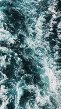 Rough Sea ★ Preppy Original 28 Free HD iPhone 7 & 7 Plus Wallpapers