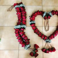 Adorable Flora 🧿💝 on Instagram: "Customised Garland’s 😍❤️♥️ DM FOR ORDER'S 💫 What’s App -8793932629 #flowerdecorations #rose #weddingphotography #roses #garland #weddingdecorations #bridetobe #bouquet #indianwedding #redroses #reelsinstagram #luxurywedding #flowerlovers #bride #weddingideas #customised #weddingdecoration #weddingday #flowerart #wedmegood #bridesmaids #flowerphotography #indianweddings #flowerbox #wedding #bridalbouquet #bride #maharashtrianbride #photography #maharashtrianwe