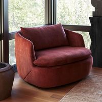 Crescent Grand Swivel Chair