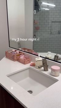 Watch as a girl shares her complete 3-hour nighttime routine, featuring a relaxing bath, body care, tea, and more. Get inspired to enhance or add new elements to your own evening routine for a more peaceful and soothing night. Perfect for anyone looking to unwind and prioritize self-care!