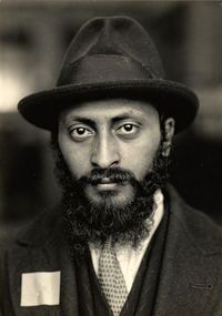 Armenian Jewish Immigrant , Ellis Island , New York, Lewis Hine photographer, 1926