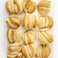 Butterflake Rolls - i am baker