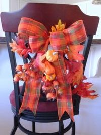 How to Make Beautiful Thanksgiving Chair Decorations | Holiday Chair Décor Ideas