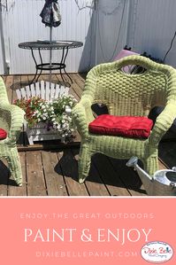 Michi’s in Morehouse Missouri.Brought new life into these wicker chairs with farmhouse green and gator hide by Dixie Belle Paint.  #paintedfurniture #chalklife #bestpaintonplanetearth #dixiebellepaint