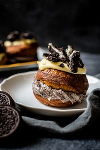 Fastfood Friday: Oreo cronuts - OhMyFoodness