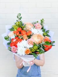 Disbuds, Roses, Spray Roses, Chrysanthemums, Alstroemeria and Feijoa foliage