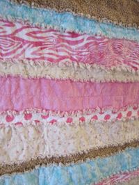 I've have been in love with rag quilts since I first saw this rag quilt that Megan made here .. and then I fell in love with this rag qui...