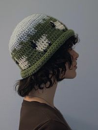 This is a pattern for the crochet sheep hat, not a physical item. Intermediate experience with crocheting is recommended. The materials required are a 5mm crochet hook, scissors, and wt 4 yarn.