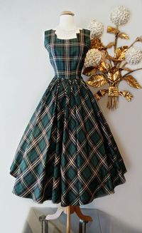 Vintage Green Tartan Dress | vintage 1950s dress