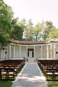 A New Take on Garden Party Elegance at Hacienda de Las Flores