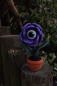 Crochet PATTERN Halloween Eye Flower Amigurumi Creepy Plant - Etsy