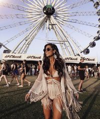 best-coachella-fashion-style-2018-nicole-issacs