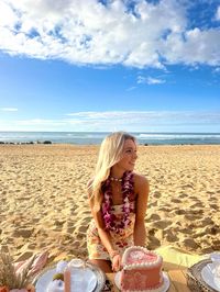 Oahu Hawaii birthday sunset beach picnic inspo